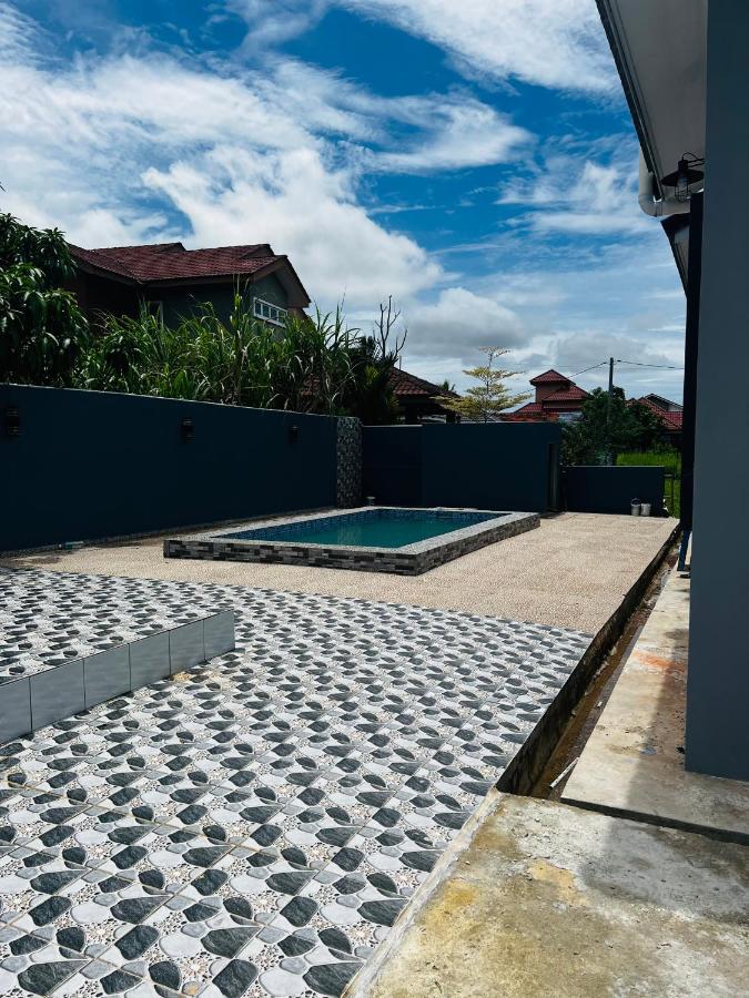 Villa Pool Kepala Batas Kampong Hilir  Luaran gambar