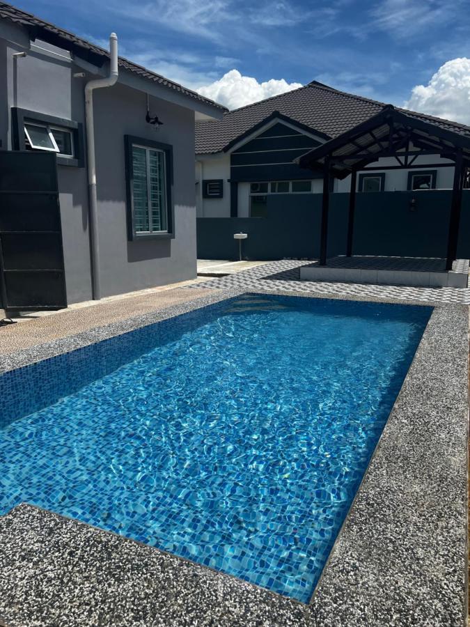 Villa Pool Kepala Batas Kampong Hilir  Luaran gambar